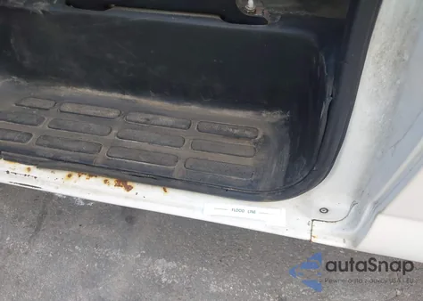 2005 Chevrolet Express from USA, damaged, VIN 1GCGG25VX51268789